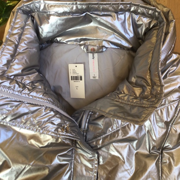 Daily Practice by Anthropologie Silver Metallic Puffer Vest - Picture 10 of 16